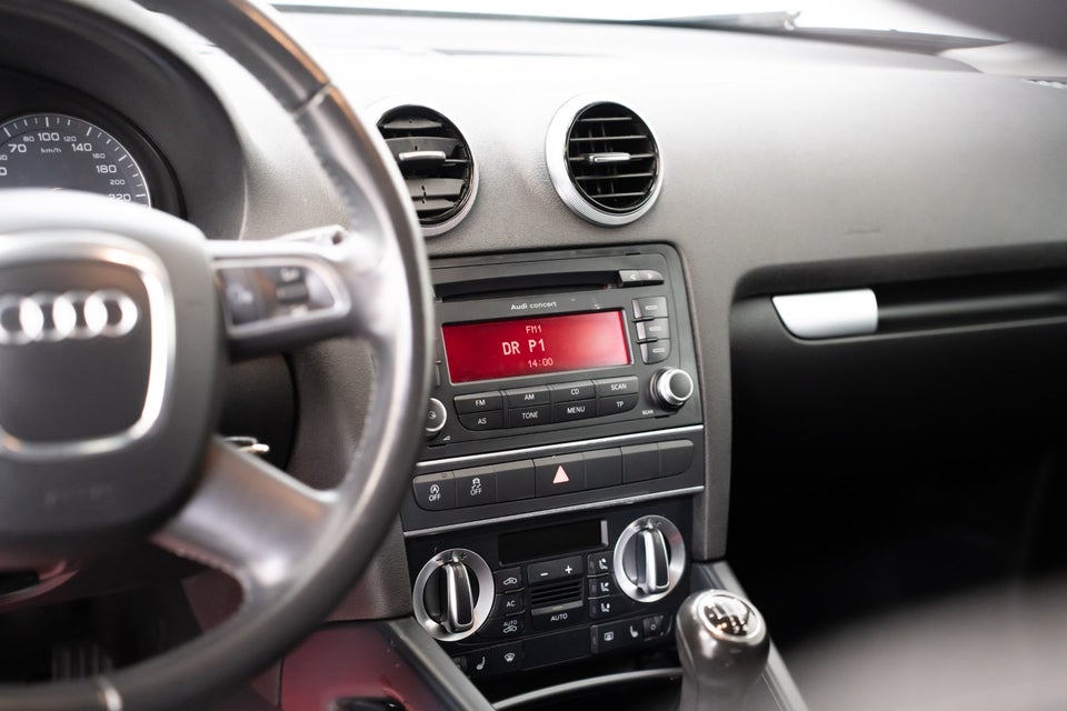 Audi A3 1,6 TDi Ambiente Sportback 5d