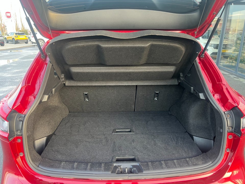 Nissan Qashqai 1,6 dCi 130 N-Connecta 5d