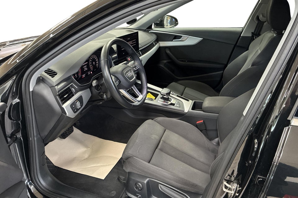 Audi A4 40 TFSi Prestige plus Avant S-tr. 5d