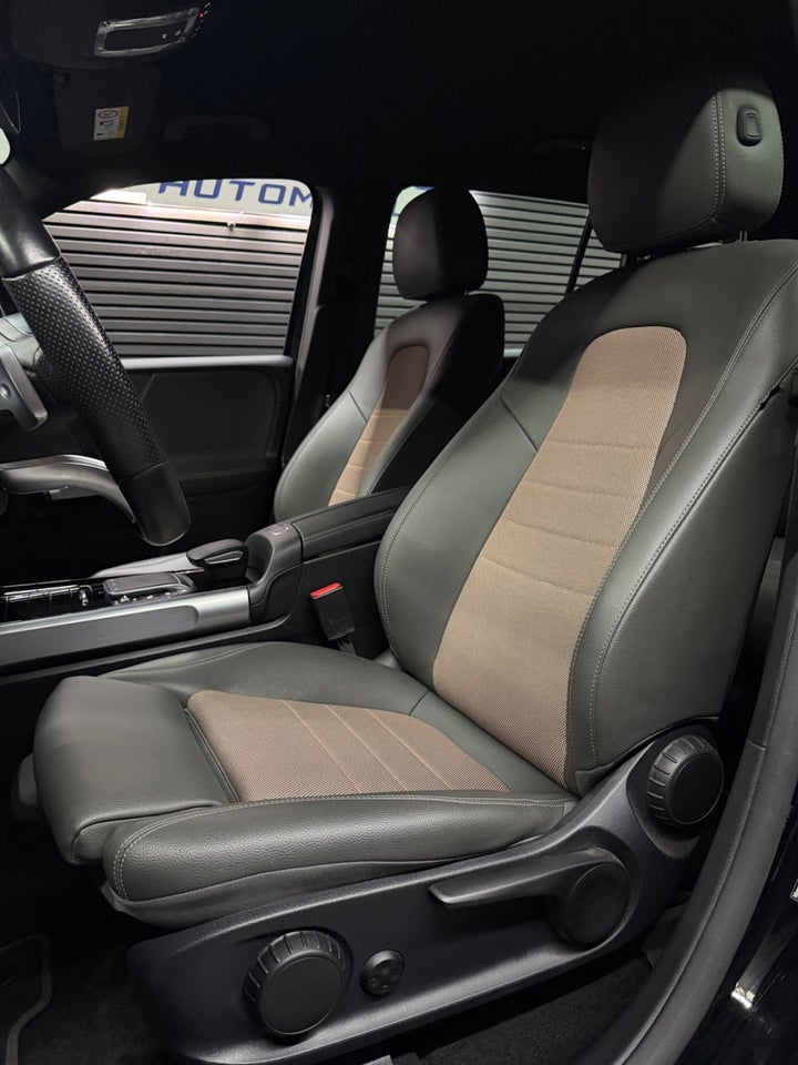 Mercedes EQB300 Electric Art 4Matic 5d