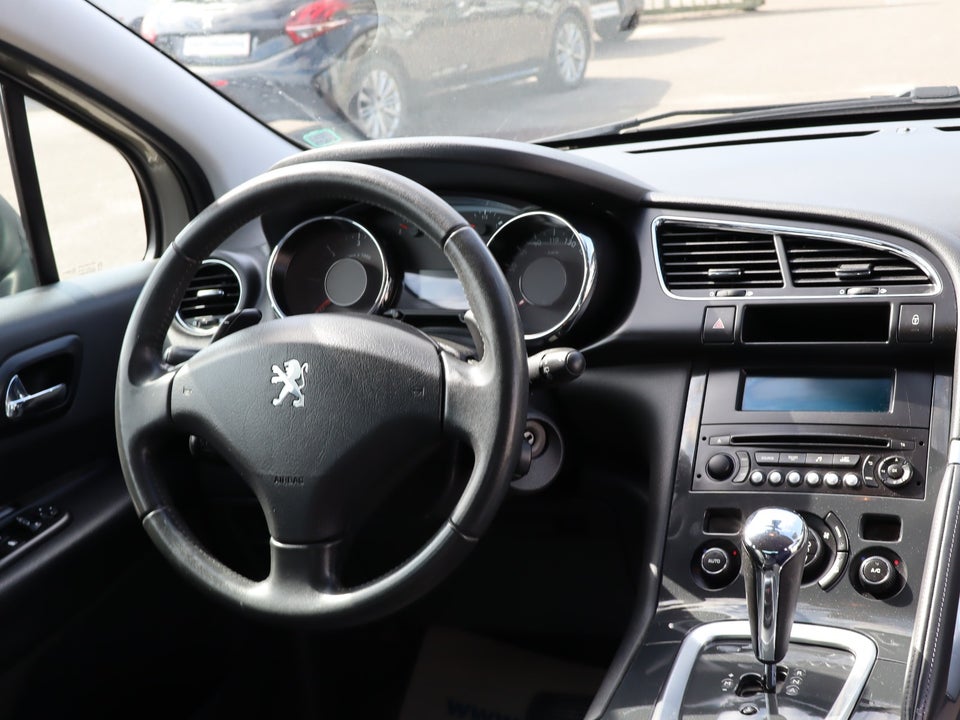 Peugeot 3008 1,6 HDi 114 Premium 5d