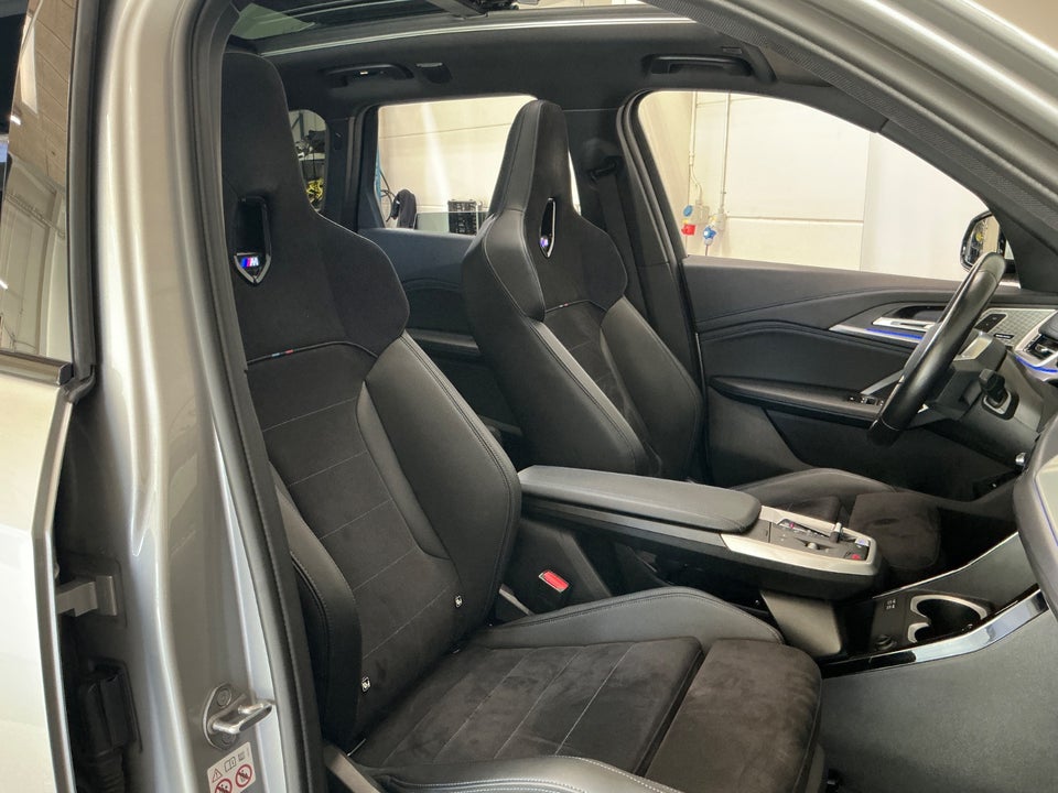 BMW iX1 xDrive30 Fully Charged M-Sport 5d