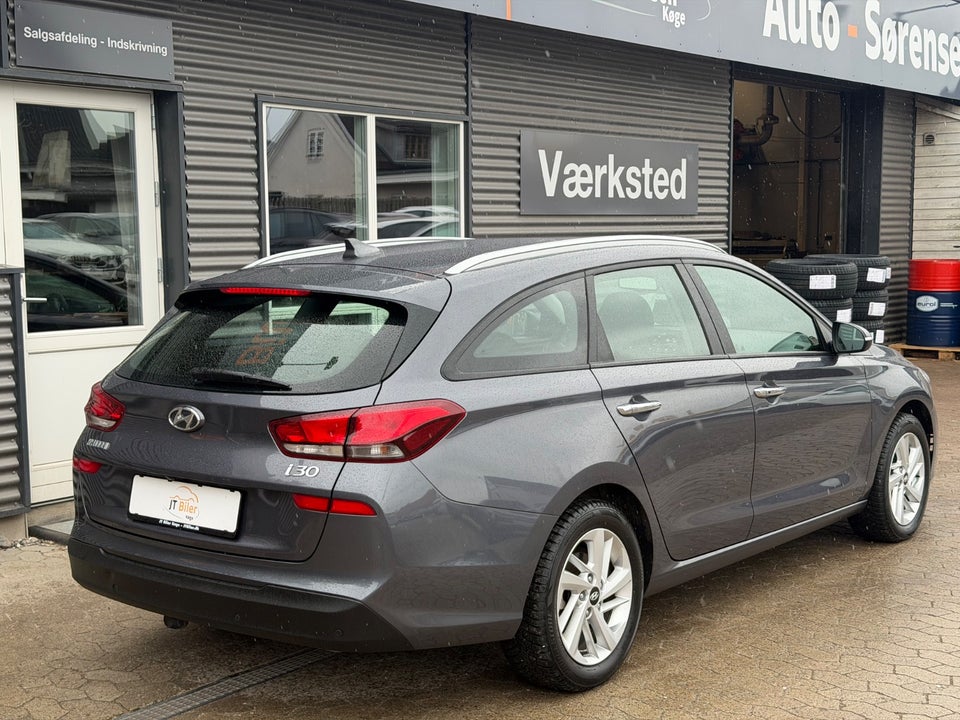 Hyundai i30 1,0 T-GDi Premium stc. 5d