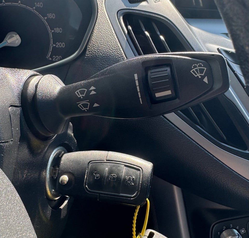 Ford B-MAX 1,0 SCTi 125 Titanium 5d