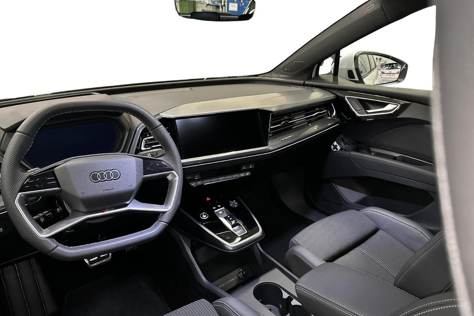 Audi Q4 e-tron 45 S-line Edition 5d
