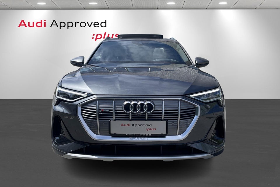 Audi e-tron 55 S-line Prestige quattro 5d