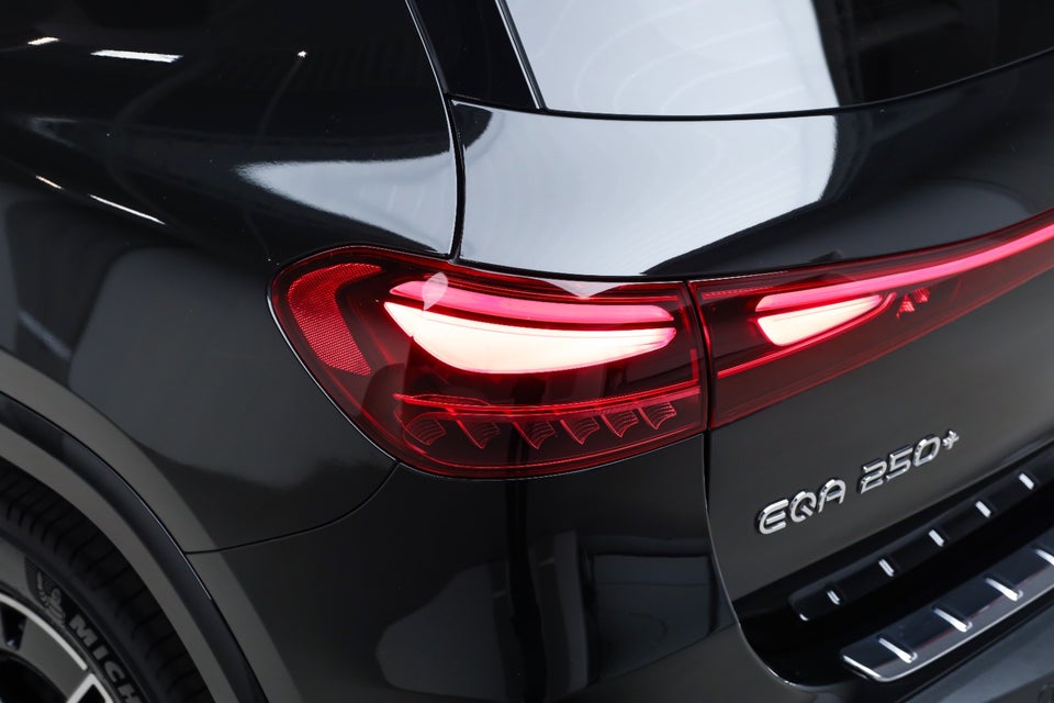 Mercedes EQA250+ AMG Premium 5d