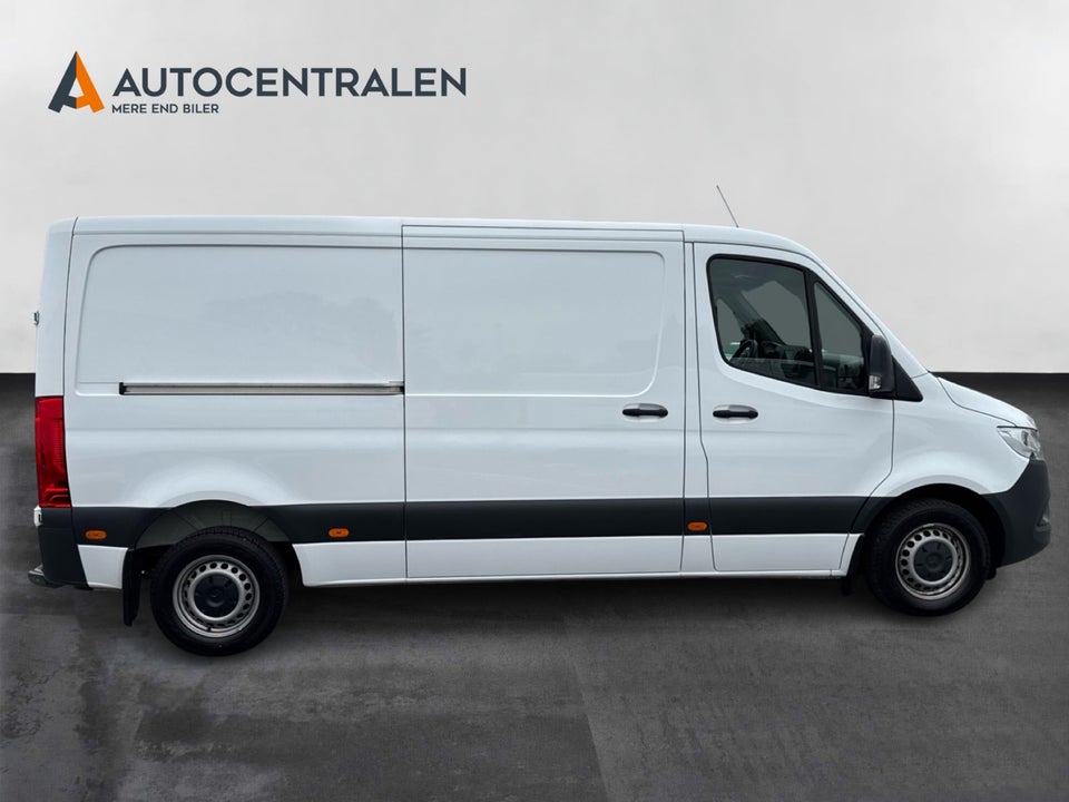 Mercedes Sprinter 215 2,0 CDi A1 Kassevogn aut. FWD