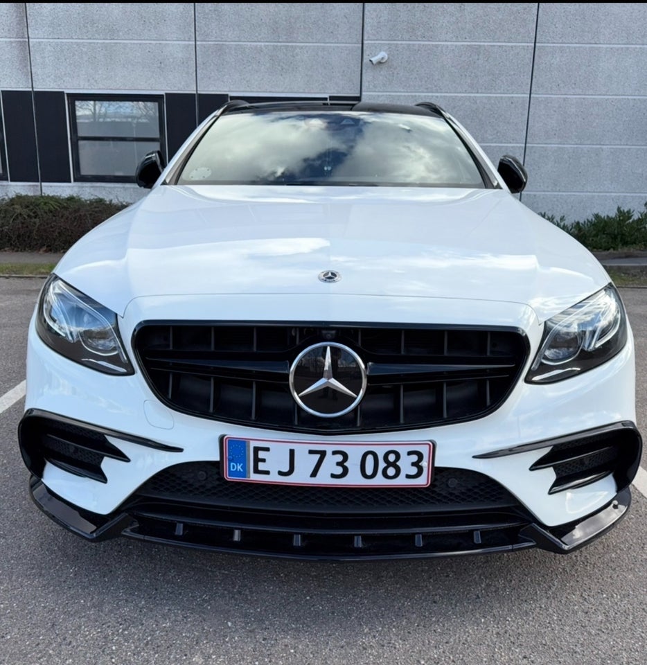 Mercedes E220 d 2,0 AMG Line stc. aut. 4Matic 5d