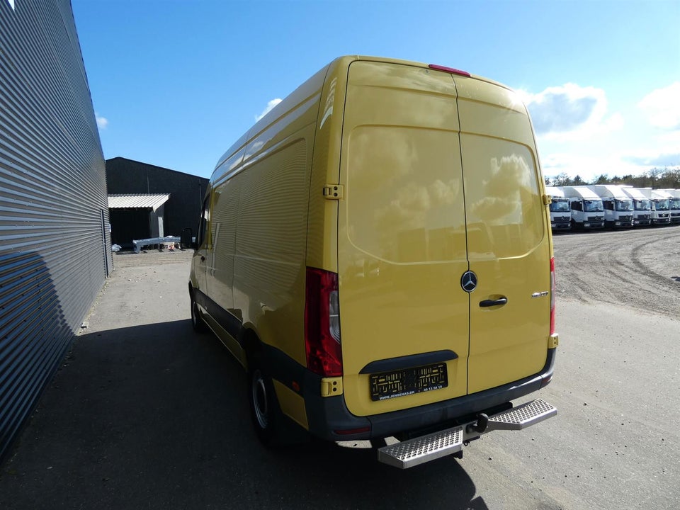 Mercedes Sprinter 316 2,2 CDi A2 Kassevogn RWD