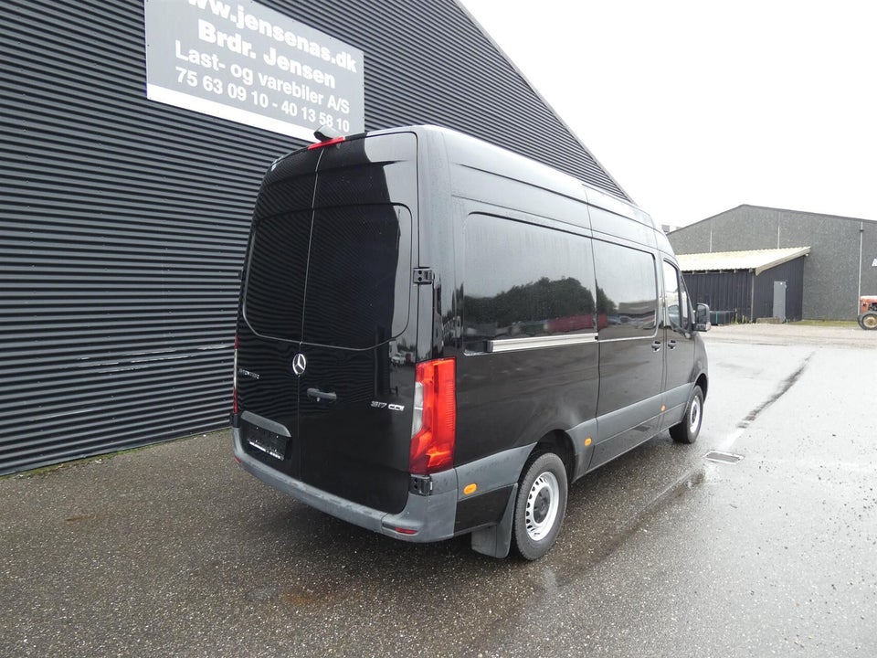 Mercedes Sprinter 317 2,0 CDi A2 Kassevogn aut. RWD
