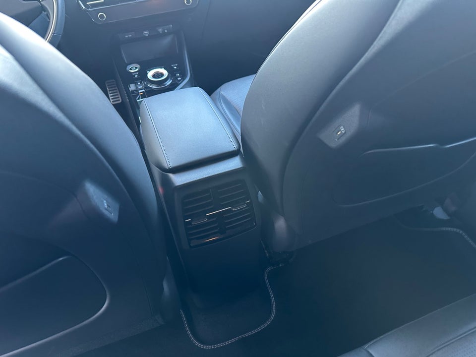 Kia Niro 64 EV Upgrade 5d