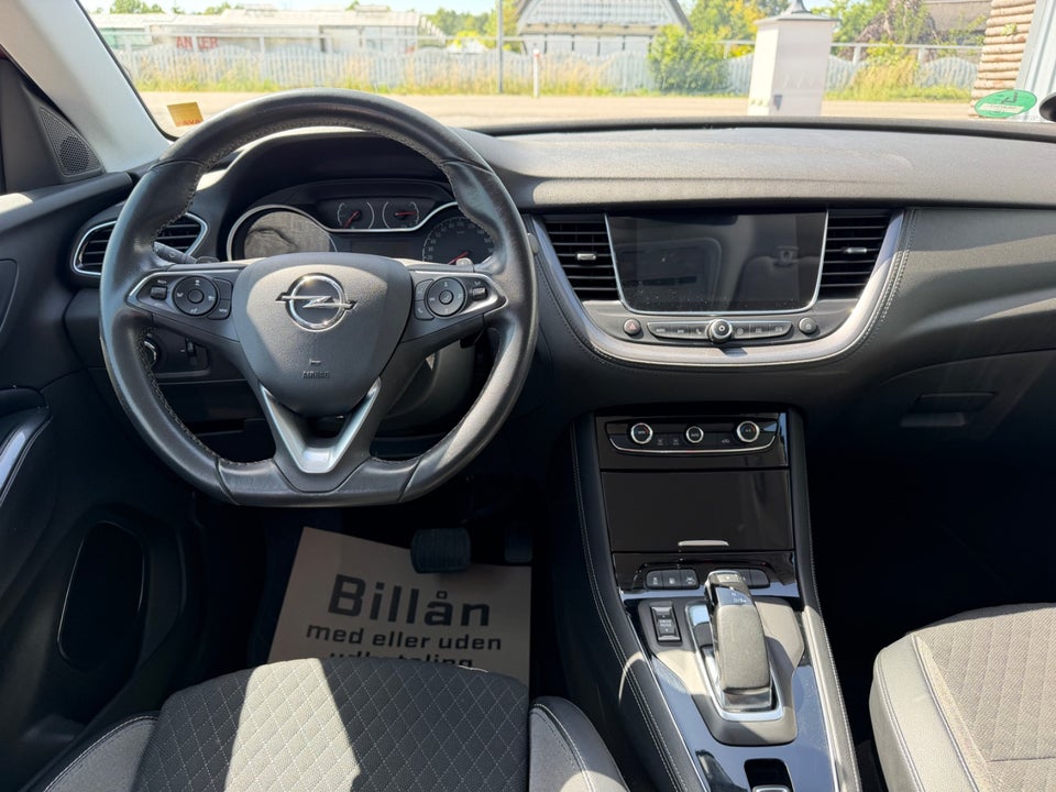 Opel Grandland X 1,6 Hybrid4 Ultimate aut. 5d