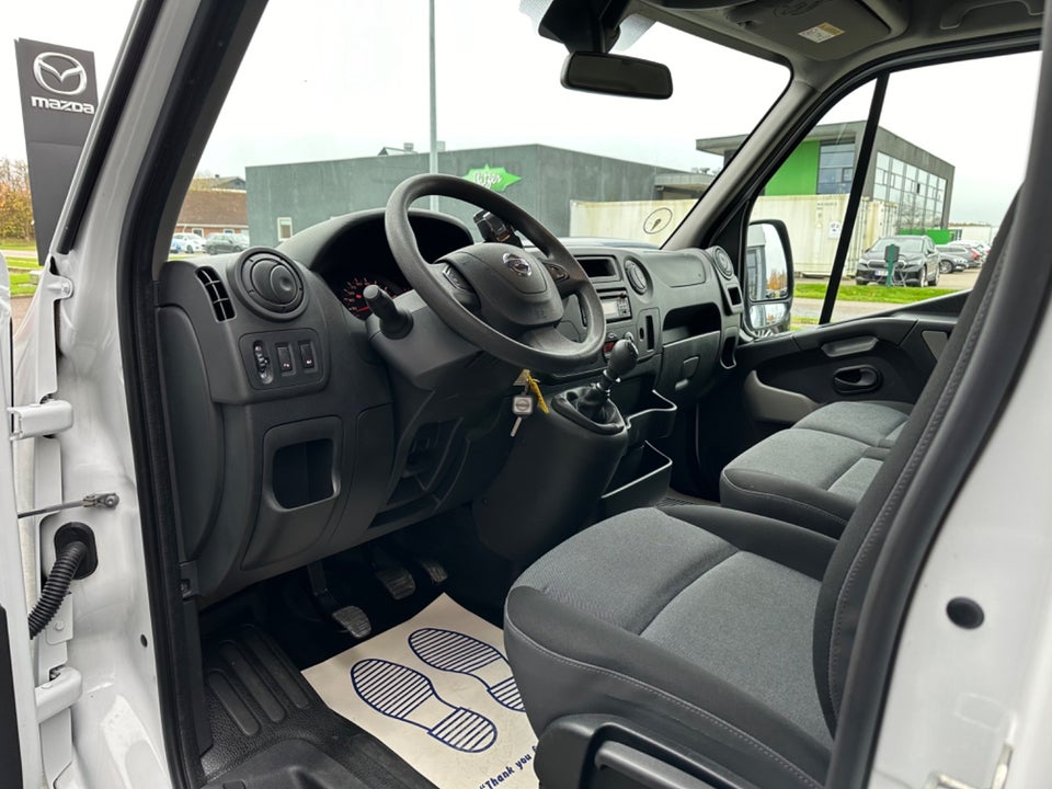 Nissan NV400 2,3 dCi 145 L2H2 Working Star