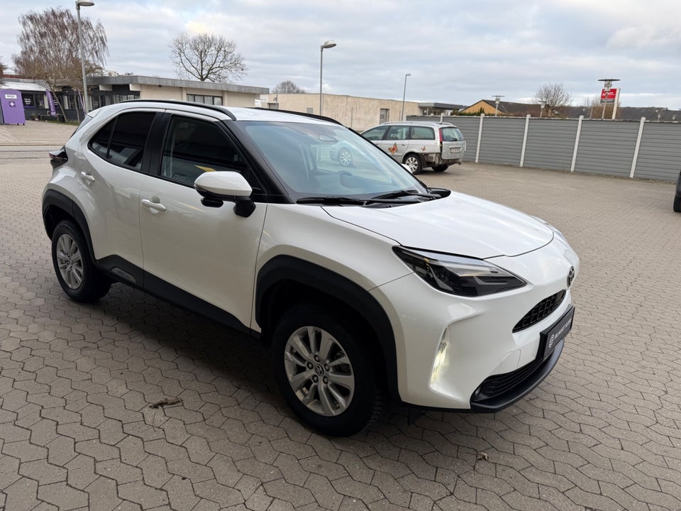 Toyota Yaris Cross 1,5 Hybrid Active e-CVT Van 5d