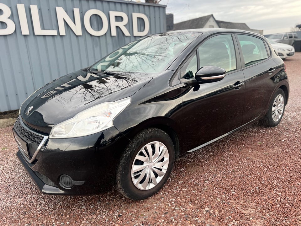 Peugeot 208 1,2 VTi Active 5d