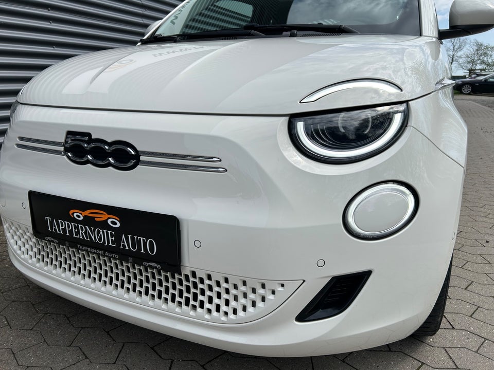 Fiat 500e 42 Icon 3d
