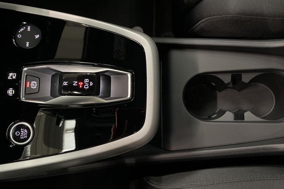 Audi Q4 e-tron 45 Progress 5d