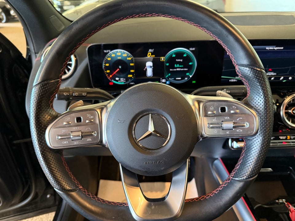 Mercedes EQA350 AMG Line 4Matic 5d