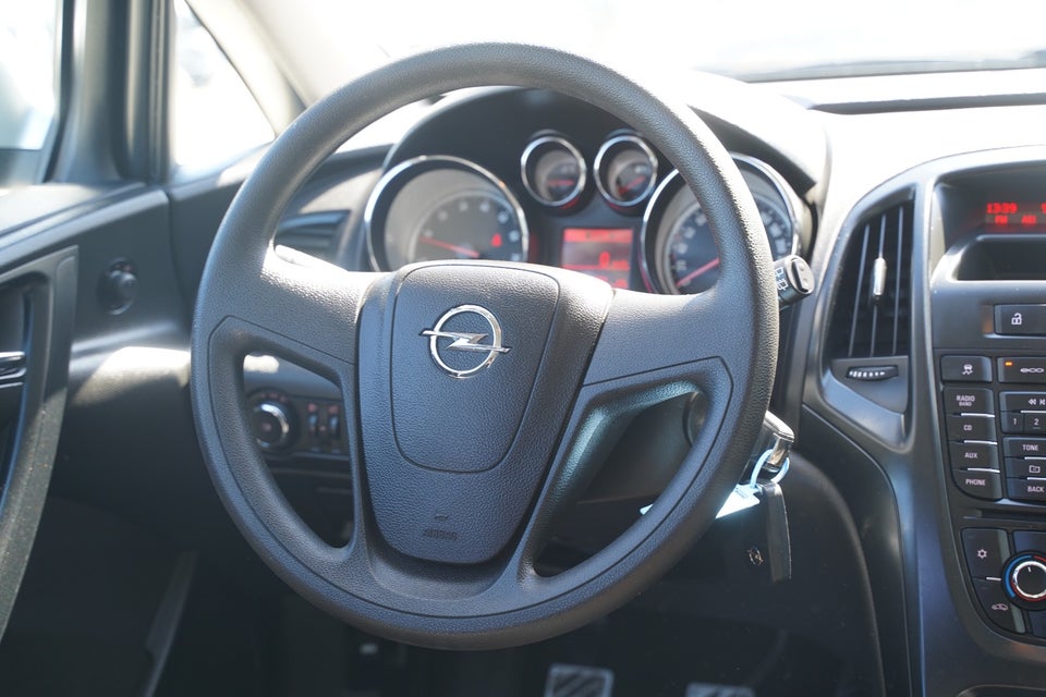 Opel Astra 1,4 100 Enjoy 5d