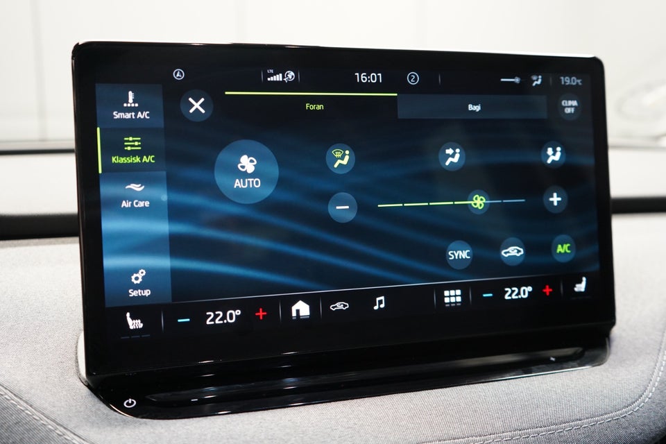 Skoda Enyaq 60 iV Loft 5d