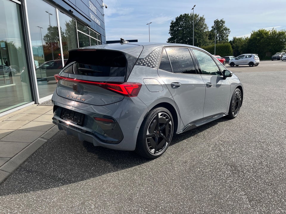 Cupra Born 77 Pasión 5d