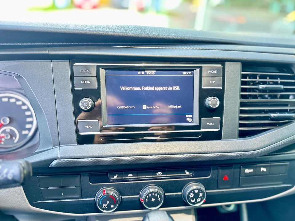 VW Transporter 2,0 TDi 150 Kassevogn DSG lang