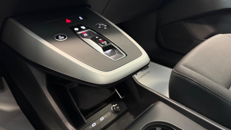Audi Q4 e-tron 45 Advanced 5d