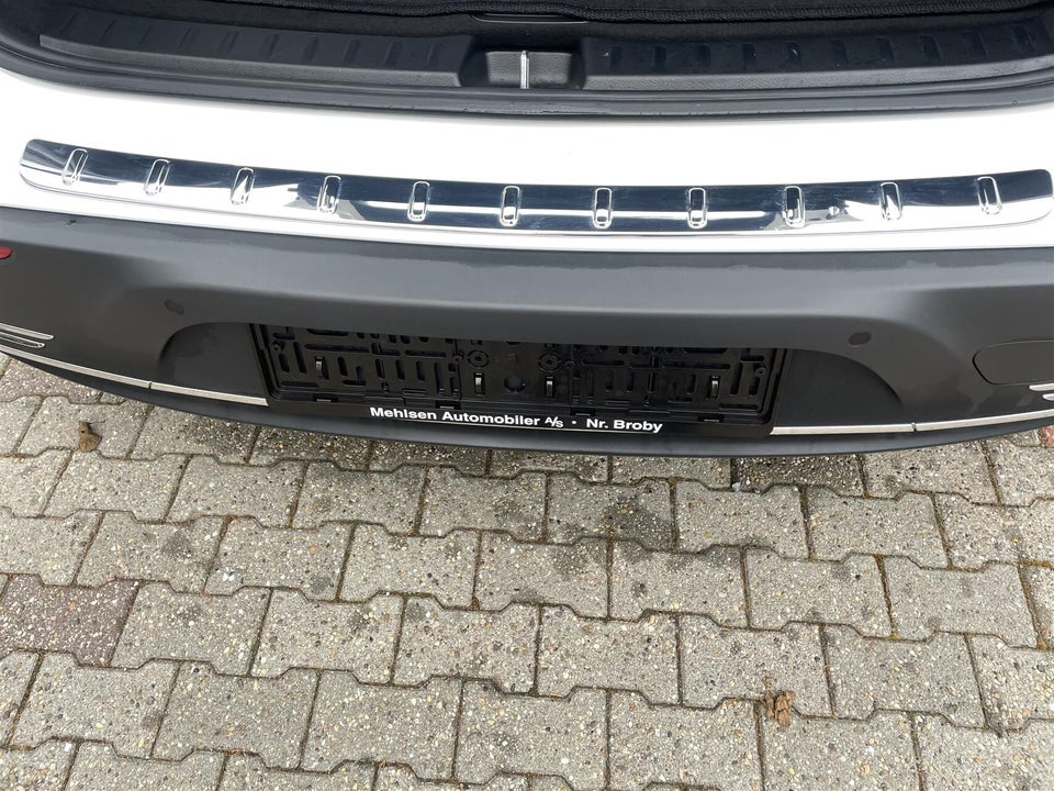 Mercedes EQA300 Progressive 4Matic 5d