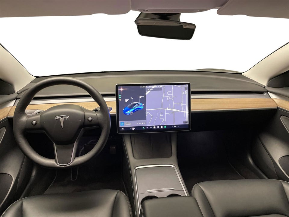 Tesla Model 3 Long Range AWD 4d