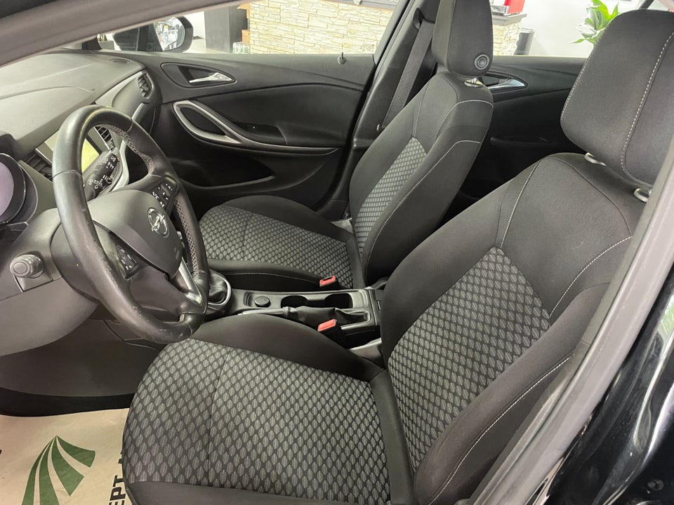Opel Astra 1,0 T 105 Enjoy Sports Tourer 5d