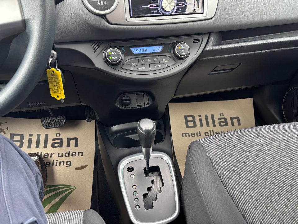 Toyota Yaris 1,5 Hybrid H1 e-CVT 5d