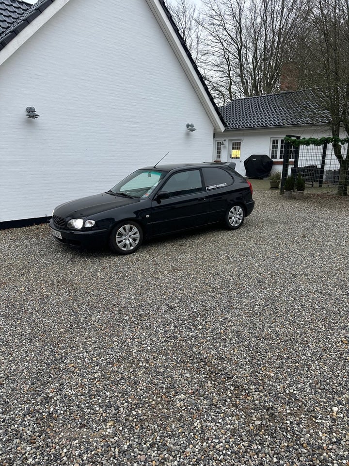 Toyota Corolla 1,4 Natura 3d