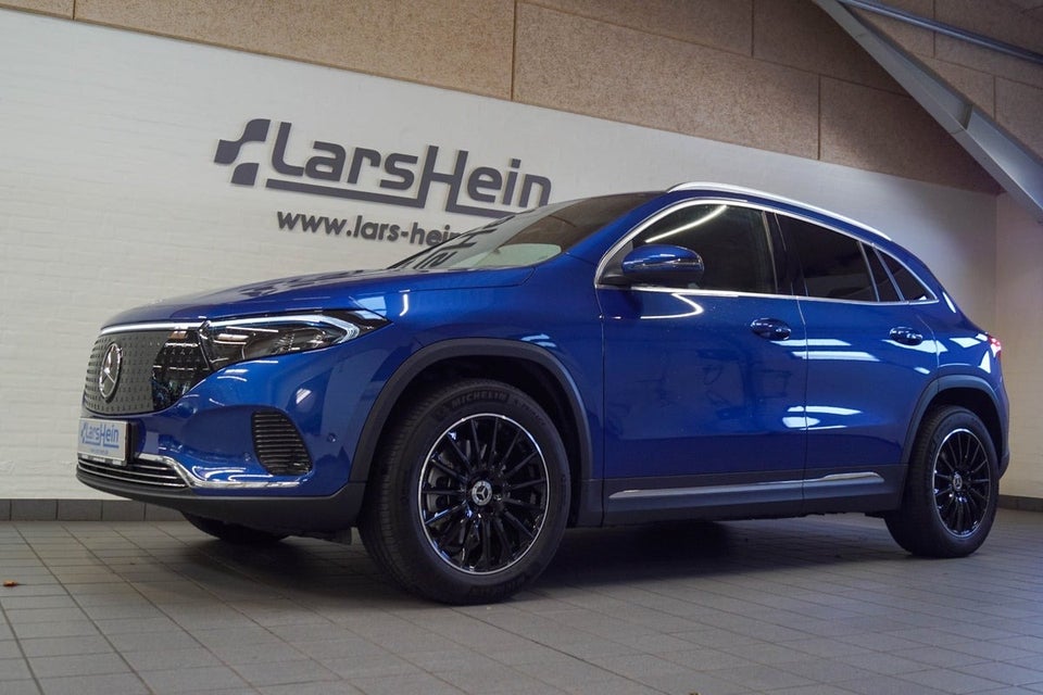 Mercedes EQA300 Progressive 4Matic 5d