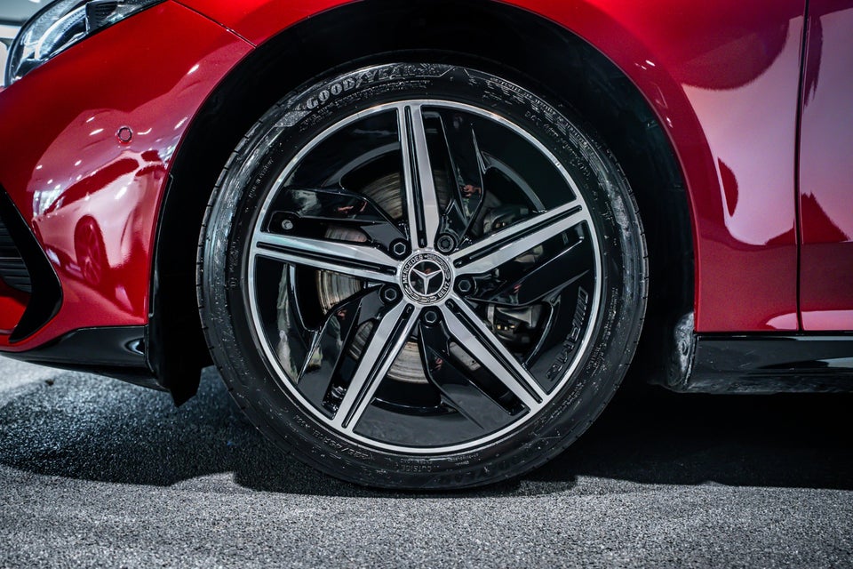 Mercedes CLA250+ EQ AMG Line Shooting Brake 5d