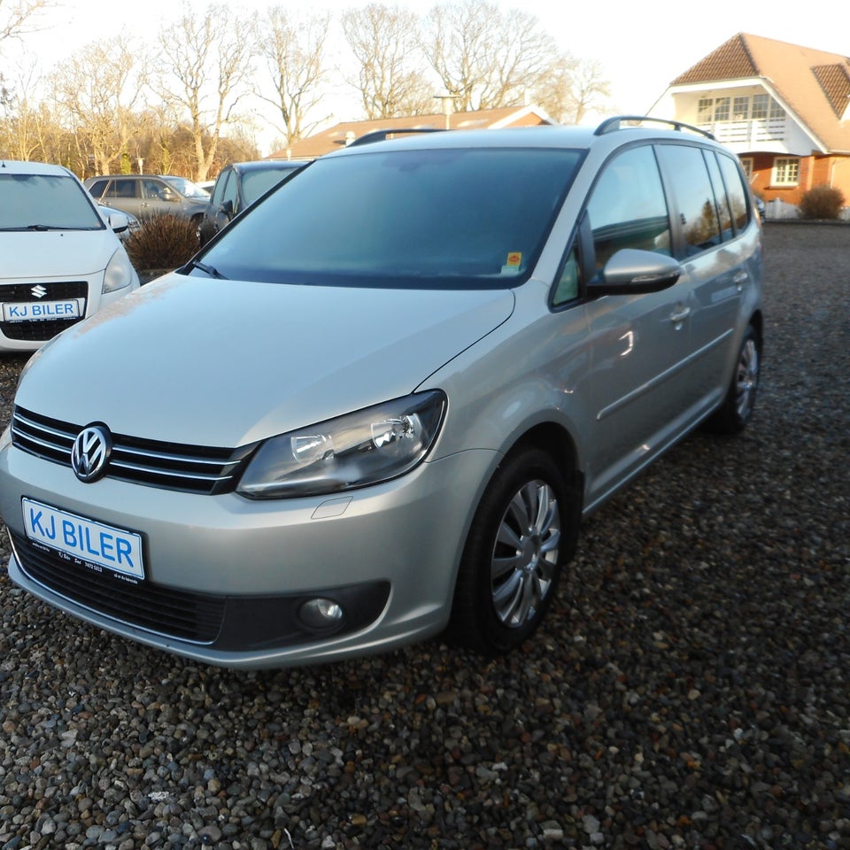 VW Touran 1,6 TDi 105 Comfortline DSG BMT 7prs 5d