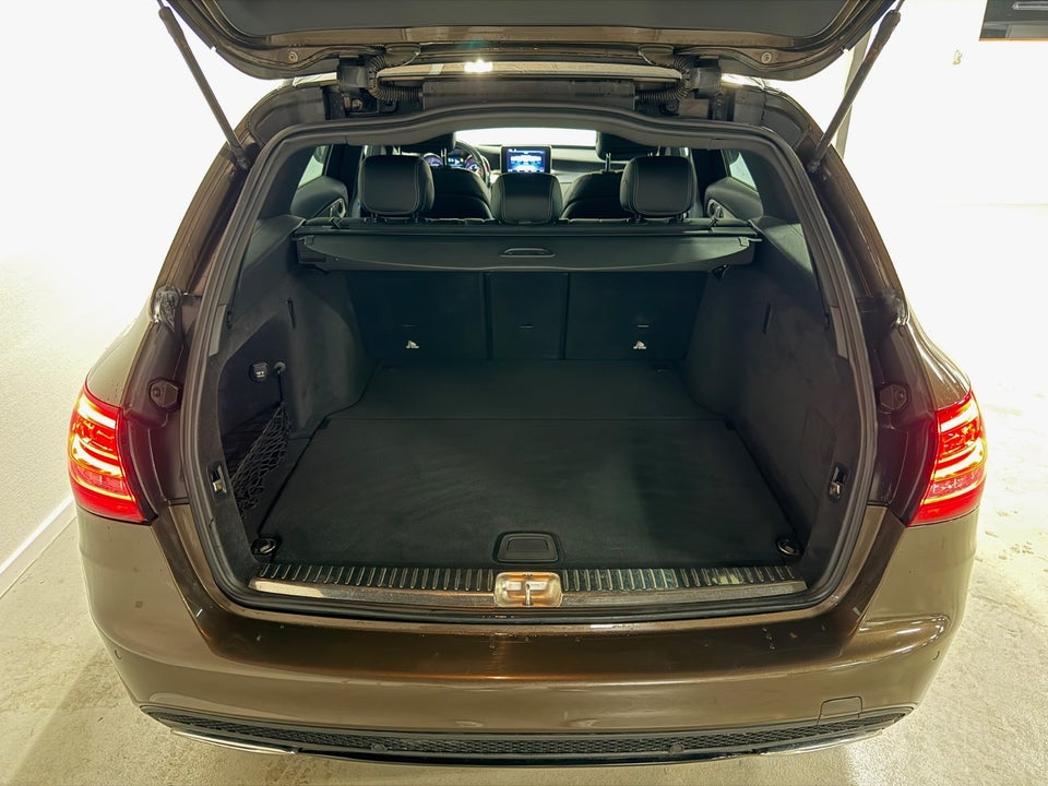 Mercedes C250 2,2 BlueTEC AMG Line stc. 4Matic 5d