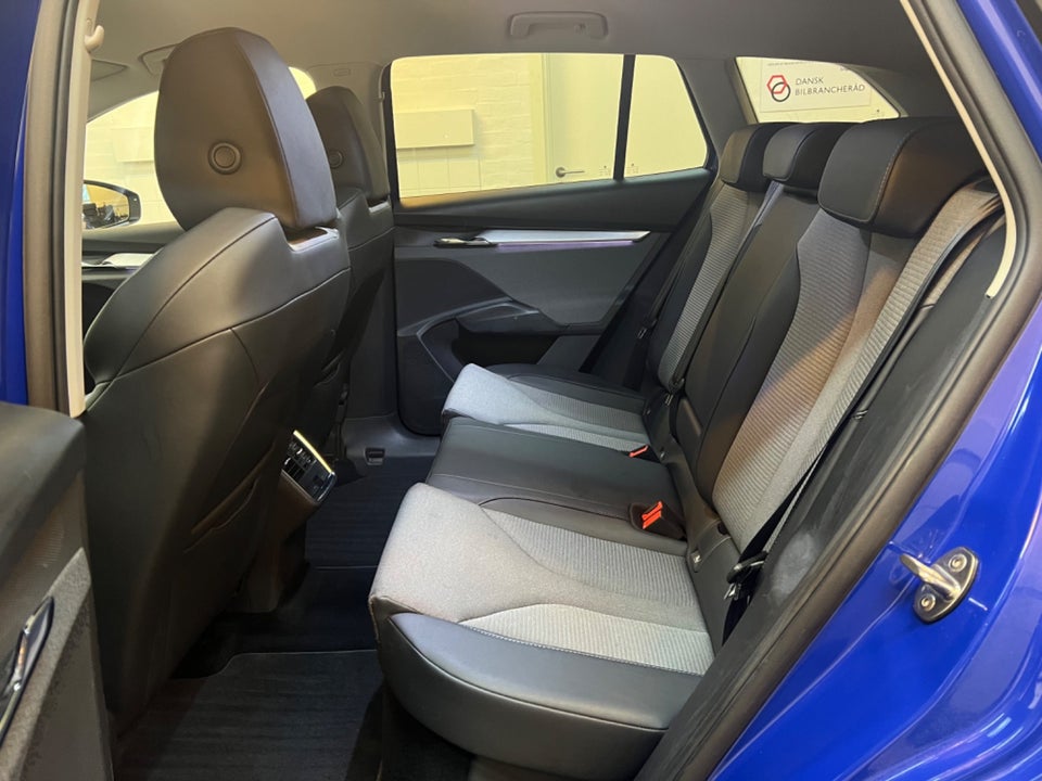 Skoda Enyaq 80 iV Loft 5d