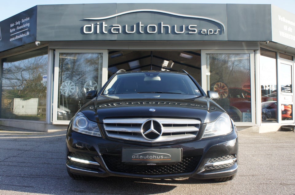 Mercedes C220 2,2 CDi Avantgarde stc. aut. 5d