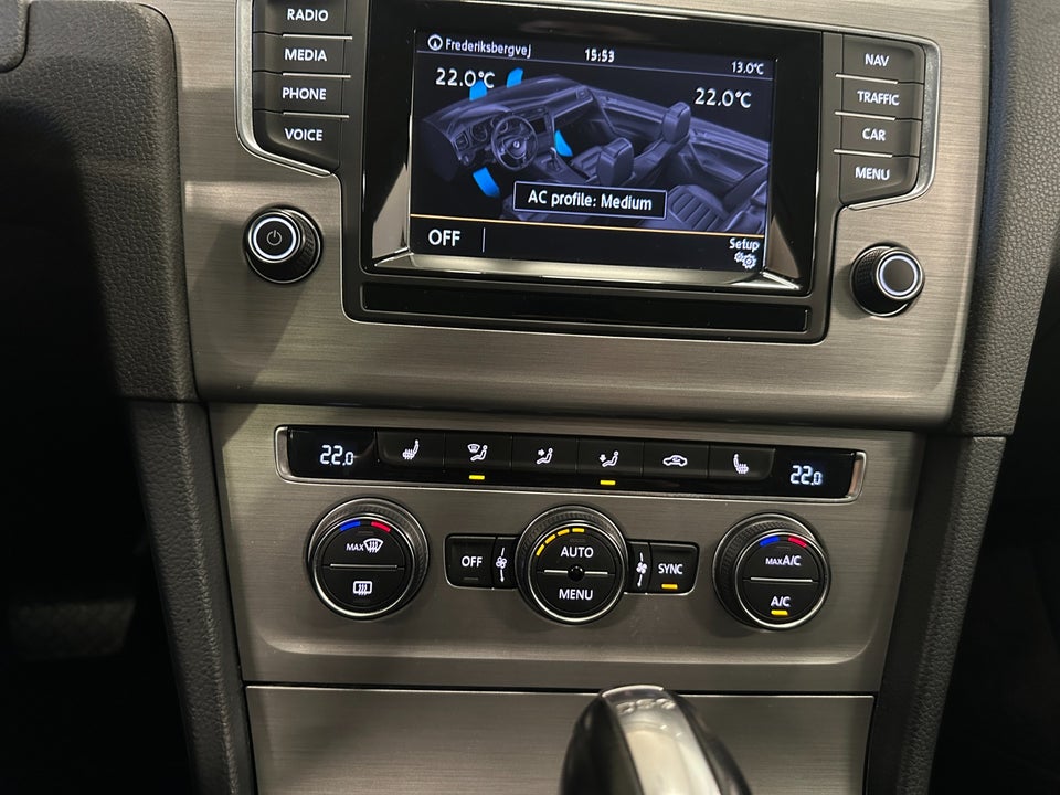 VW Golf VII 2,0 TDi 150 Comfortline DSG BMT 5d