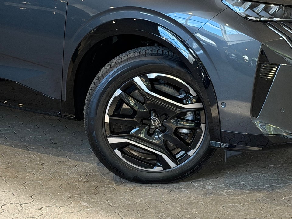 Peugeot e-5008 77 GT Pack 7prs 5d