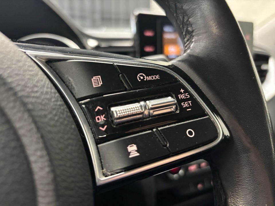 Kia Ceed 1,6 PHEV Prestige SW DCT 5d