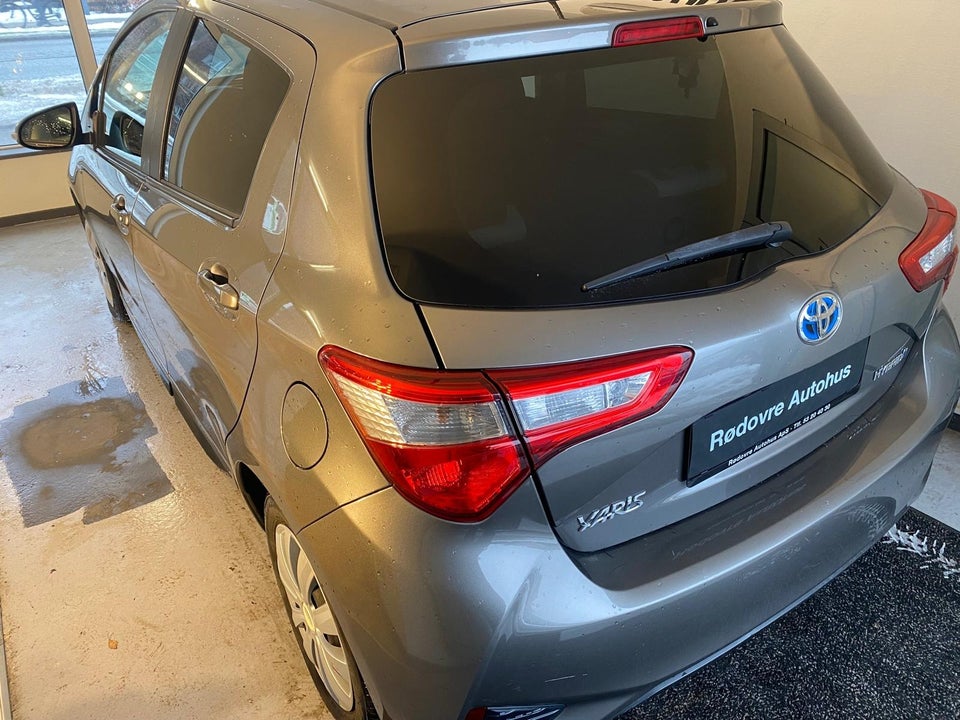 Toyota Yaris 1,5 Hybrid H2 Premium e-CVT 5d