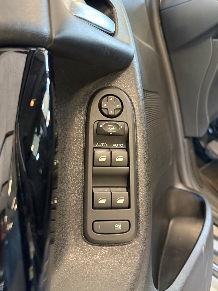 Citroën C3 1,6 BlueHDi 100 Seduction Upgrade 5d