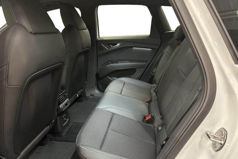 Audi Q4 e-tron 45 S-line Edition 5d