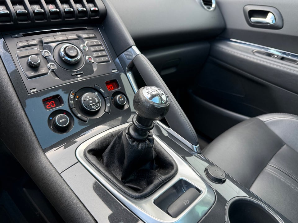 Peugeot 3008 2,0 HDi 150 Premium+ 5d