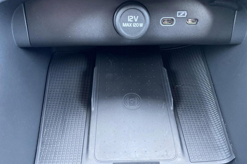 Volvo XC40 P6 ReCharge Core 5d