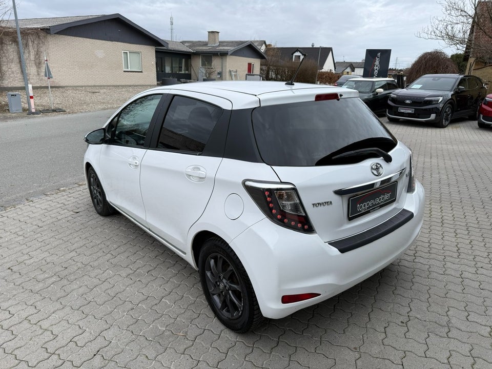 Toyota Yaris 1,0 VVT-i T2 Touch 5d