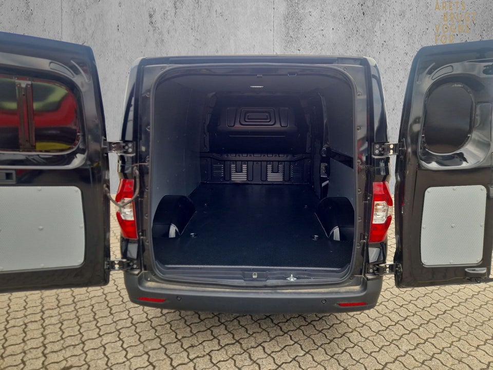 Maxus e-Deliver 3 50 Cargo Van LWB