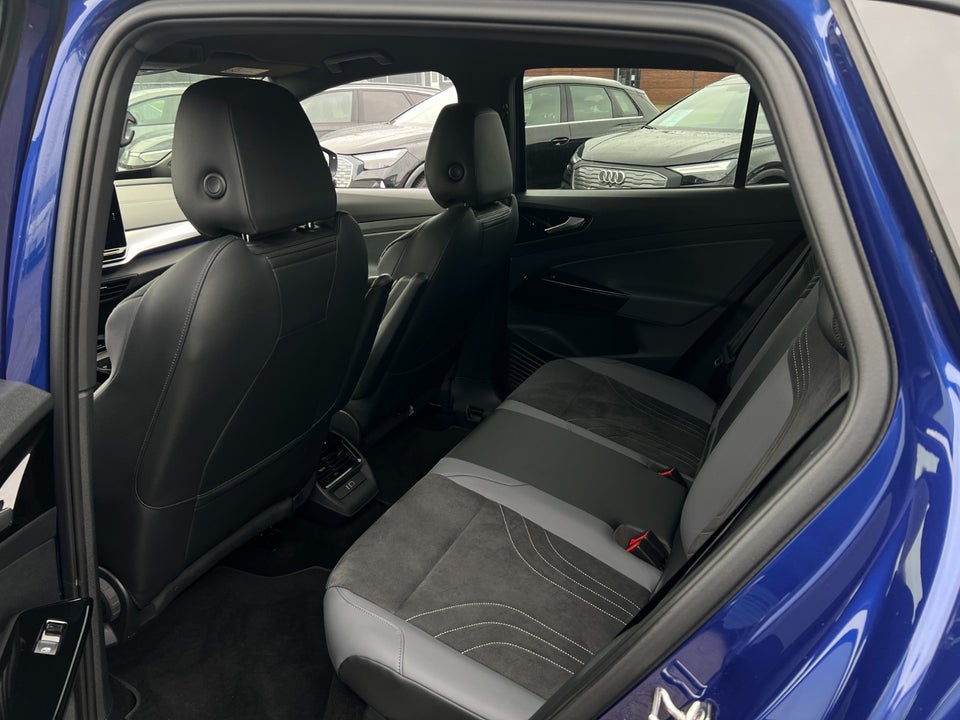 VW ID.4 77 Pro Style+ 5d